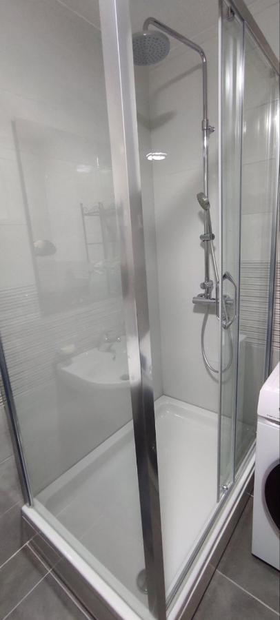 South Side Apartment Подгориця Екстер'єр фото